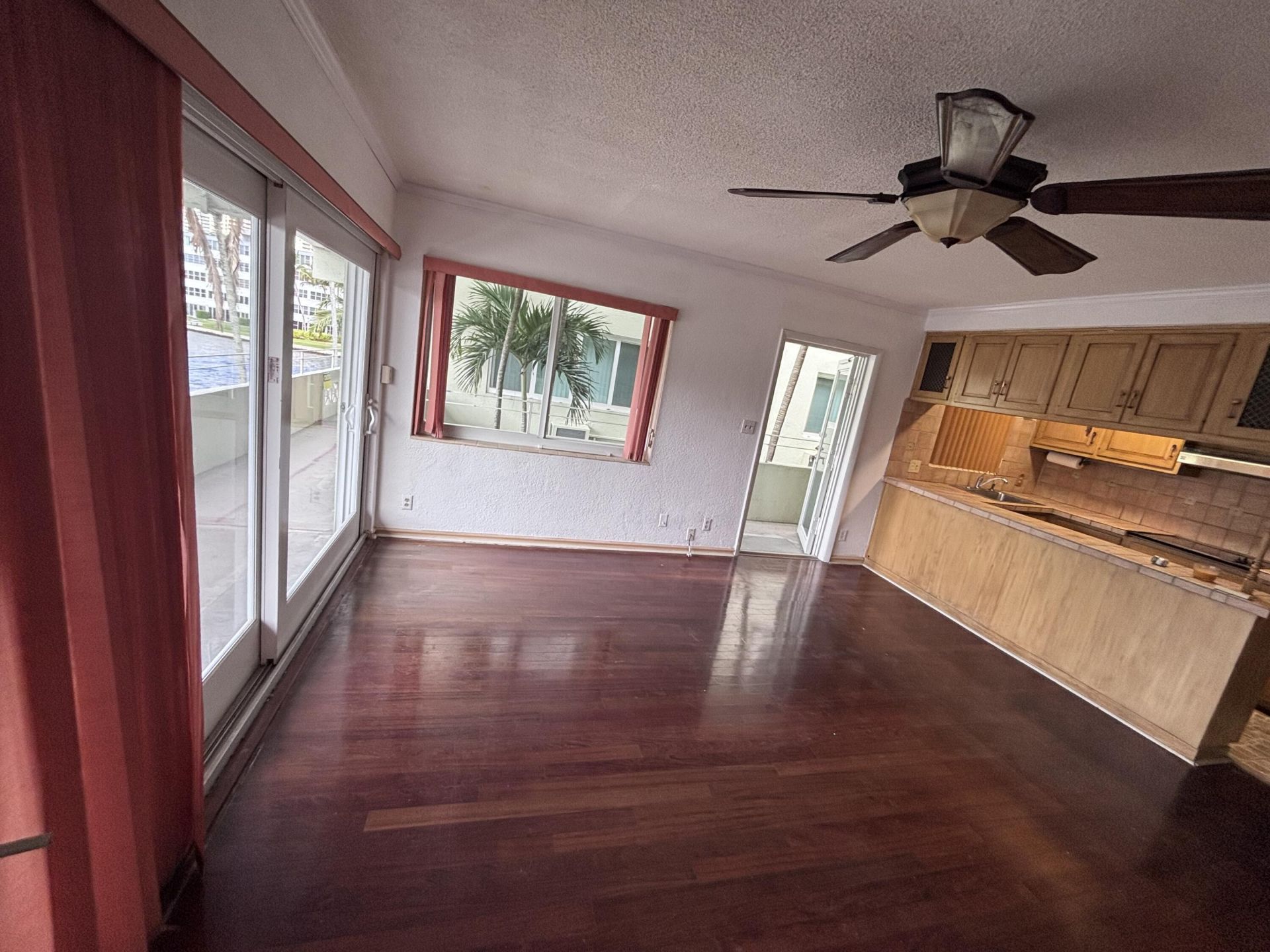 1000 SE 4th Street, Unit 224, Fort Lauderdale, FL 33301 Photo