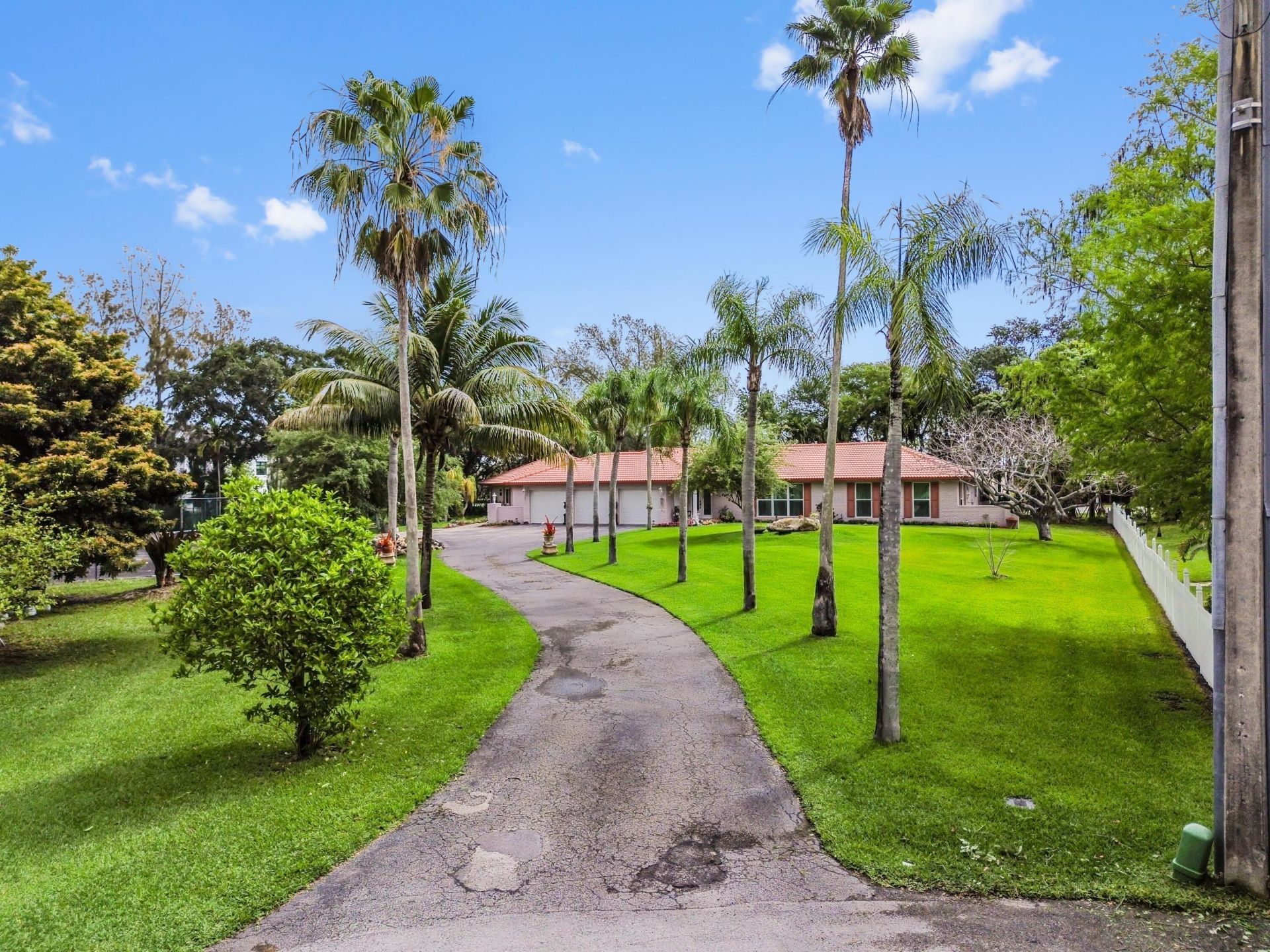 9351 NW 44th Place, Coral Springs, FL 33065 Photo