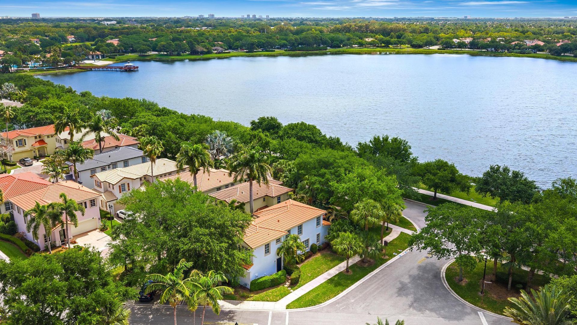 520 Tomahawk Court, Palm Beach Gardens, FL 33410 Photo