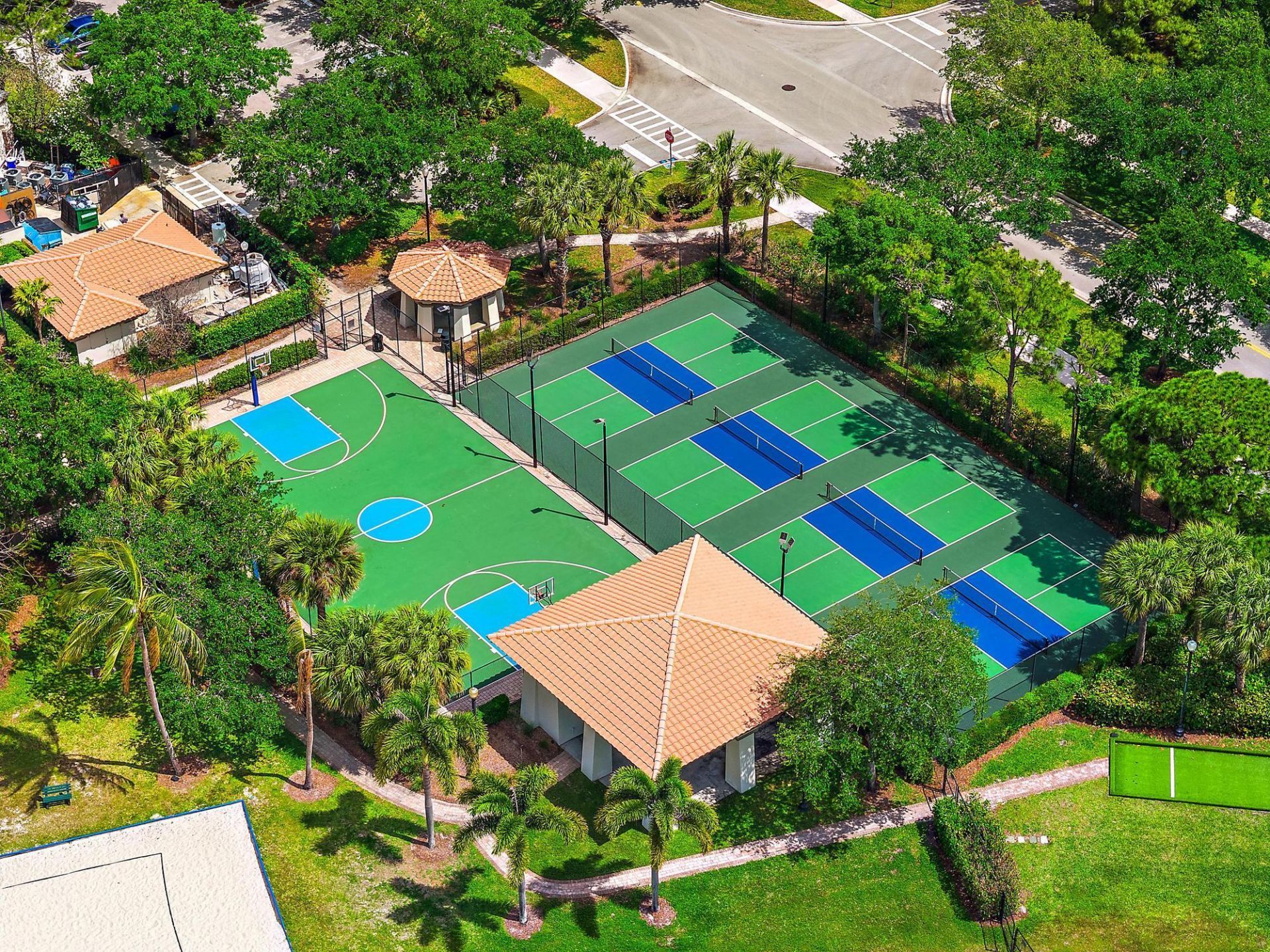 520 Tomahawk Court, Palm Beach Gardens, FL 33410 Photo