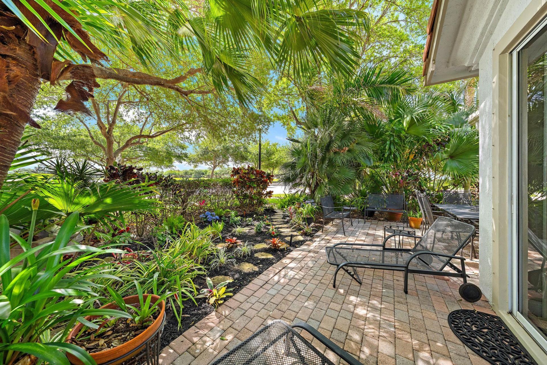 520 Tomahawk Court, Palm Beach Gardens, FL 33410 Photo