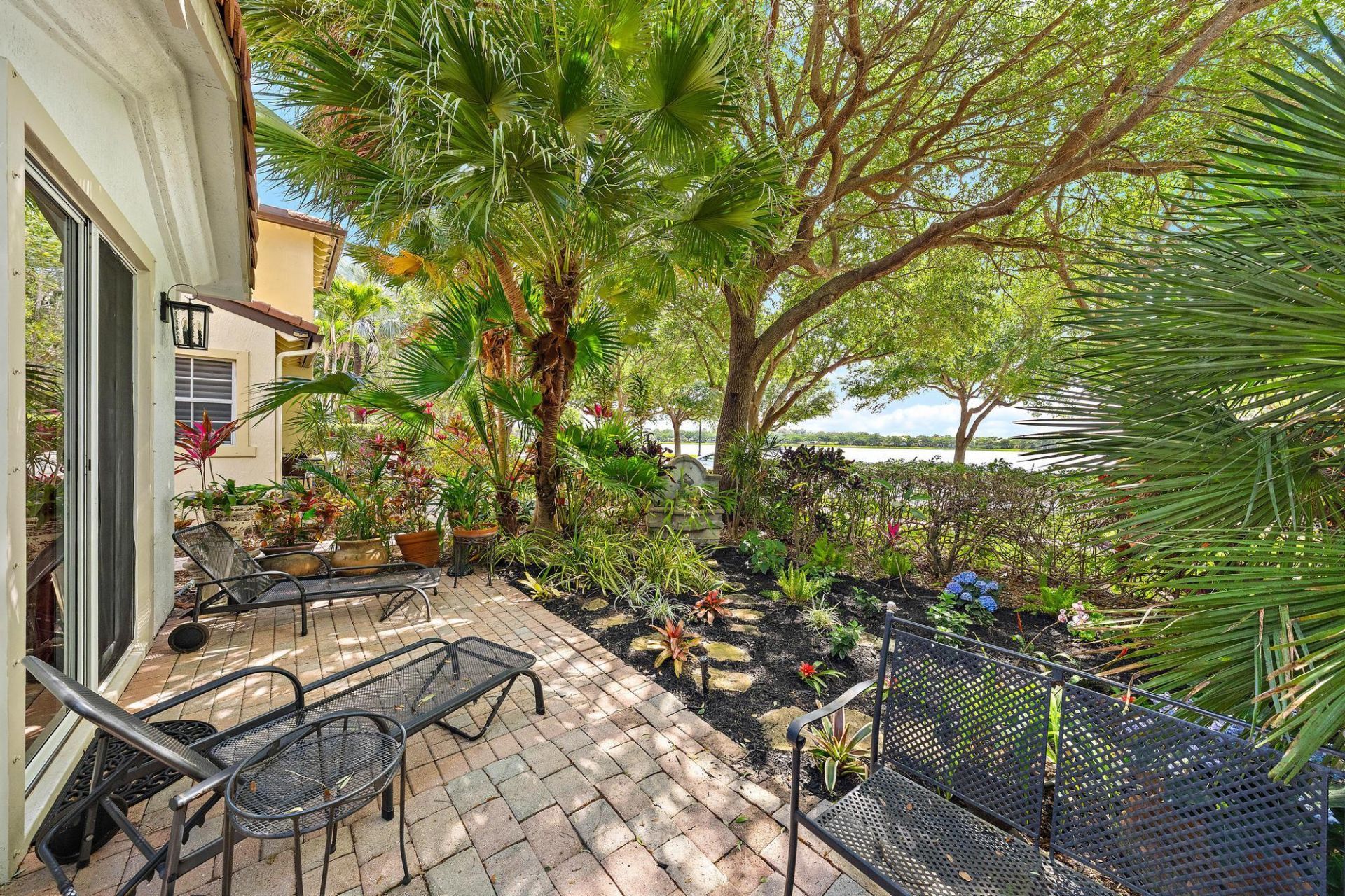 520 Tomahawk Court, Palm Beach Gardens, FL 33410 Photo