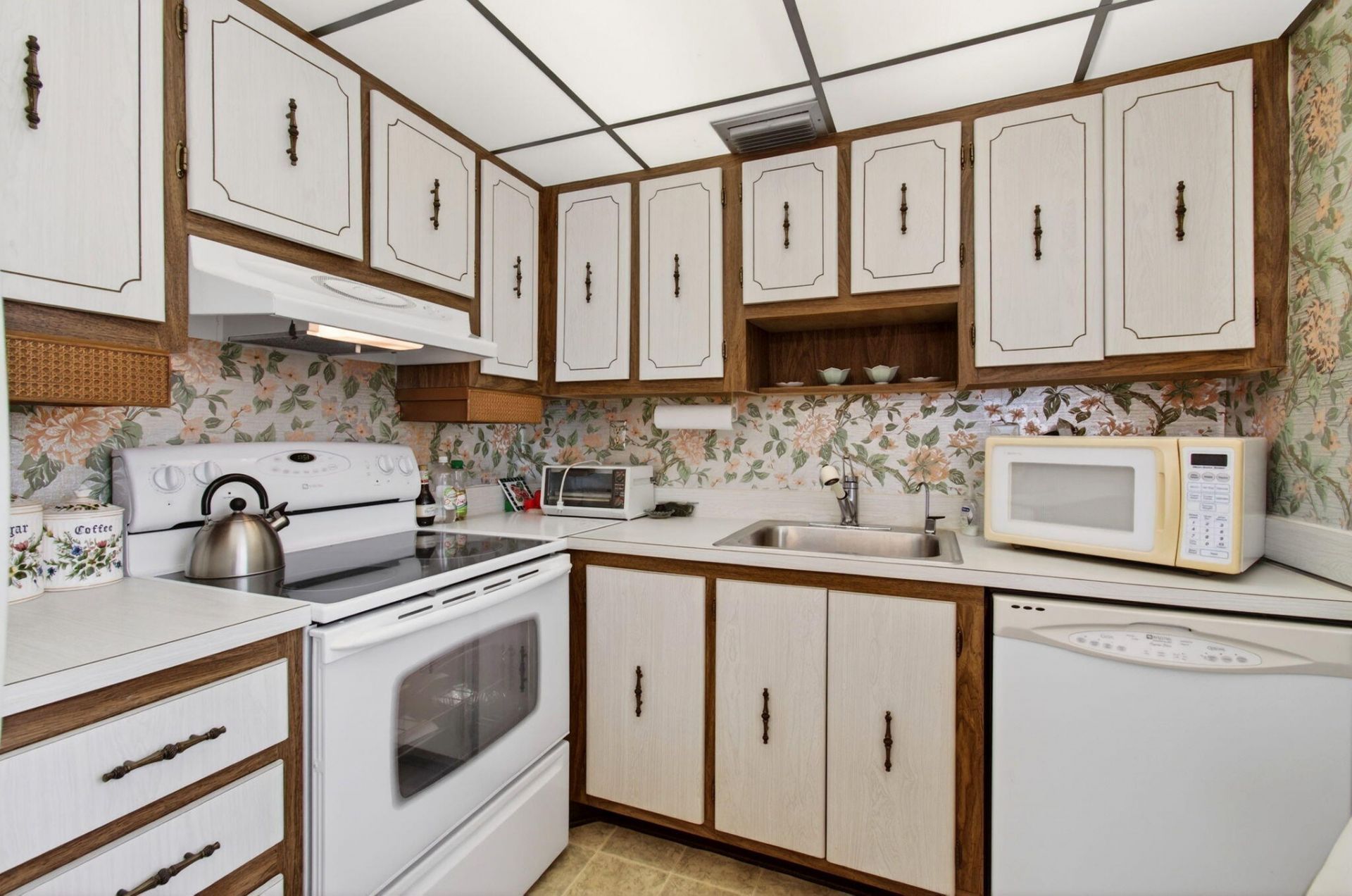 349 Capri, Unit H, Delray Beach, FL 33484 Photo