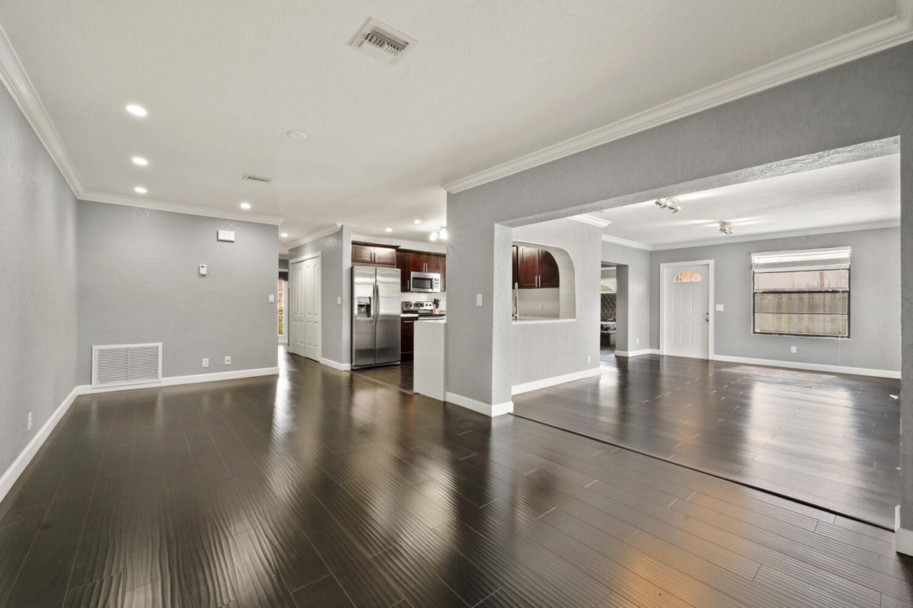 3670 NW 78th Lane, Coral Springs, FL 33065 Photo