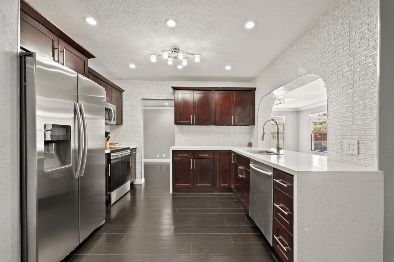 3670 NW 78th Lane, Coral Springs, FL 33065 Photo