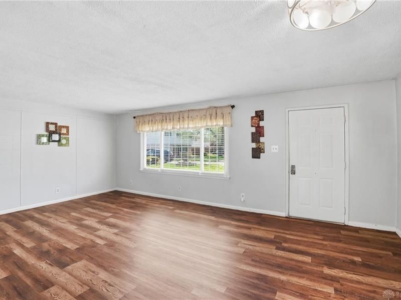 723 Adria Court, Middletown, OH 45044 Photo 5