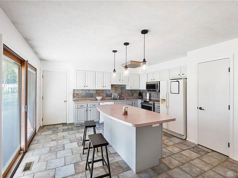 1651 N Laddie Court, Dayton, OH 45432 Photo 8