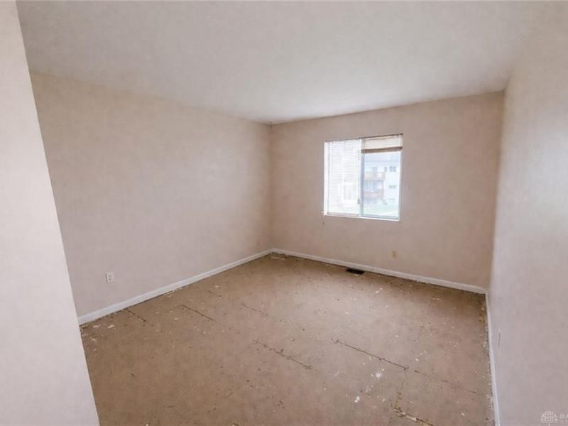 5675 Coach Drive, Unit D, Dayton, OH 45440 Photo 12