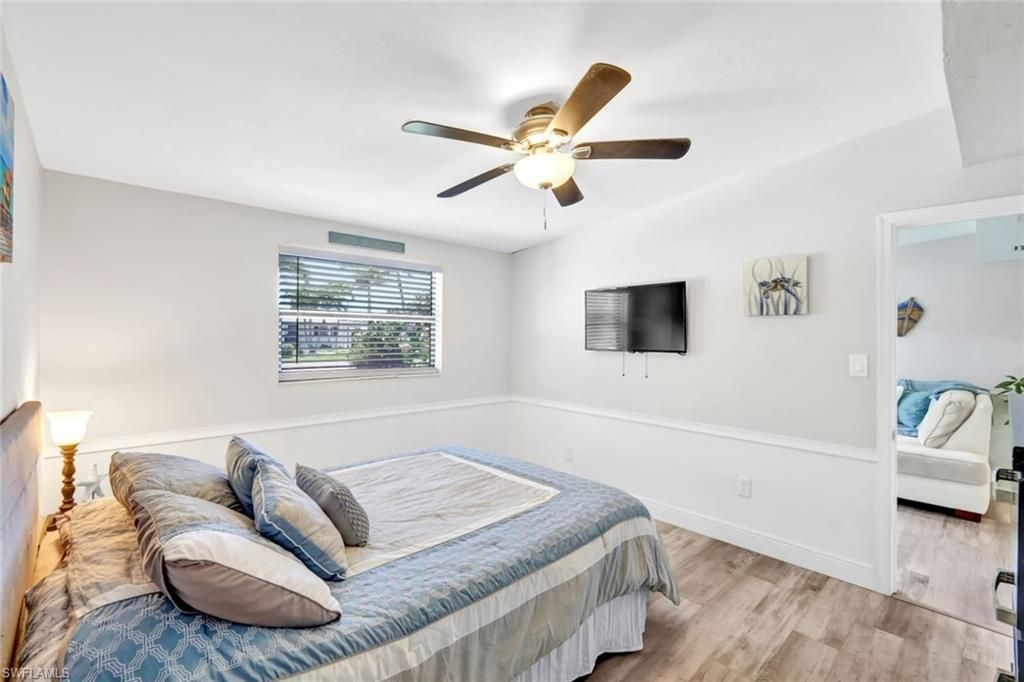 2047 Harbor Ln, Naples, FL 34104 Photo