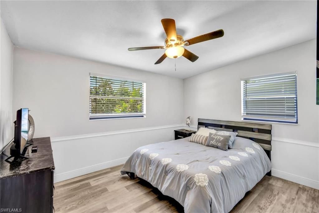 2047 Harbor Ln, Naples, FL 34104 Photo