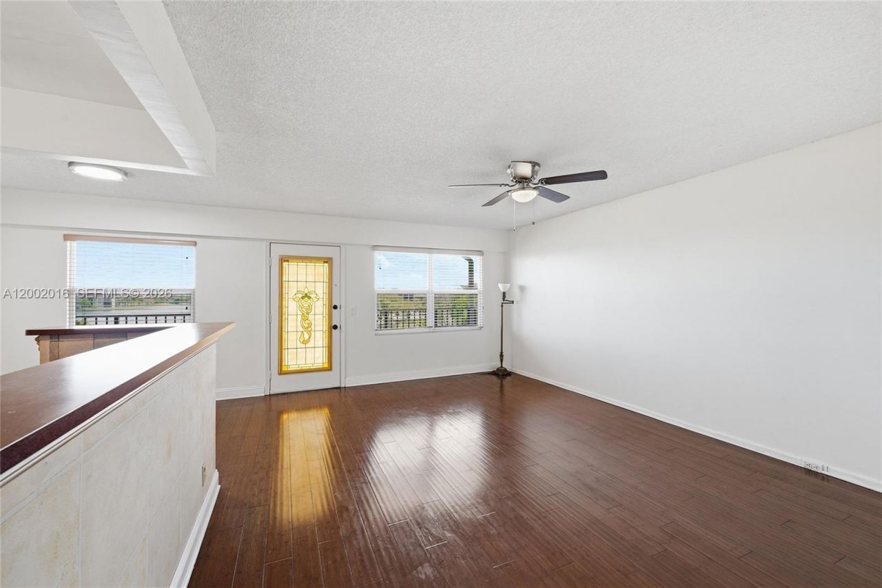 13255 SW 9th Ct, Unit 413G, Pembroke Pines, FL 33027 Photo