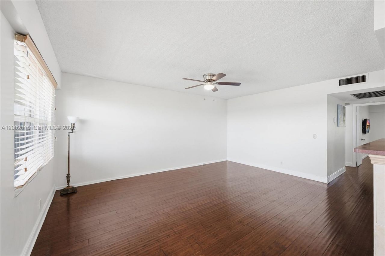 13255 SW 9th Ct, Unit 413G, Pembroke Pines, FL 33027 Photo