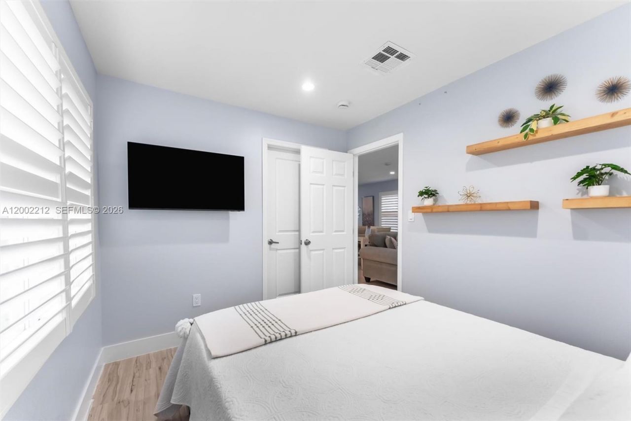 230 SW 12th Ave, Fort Lauderdale, FL 33312 Photo