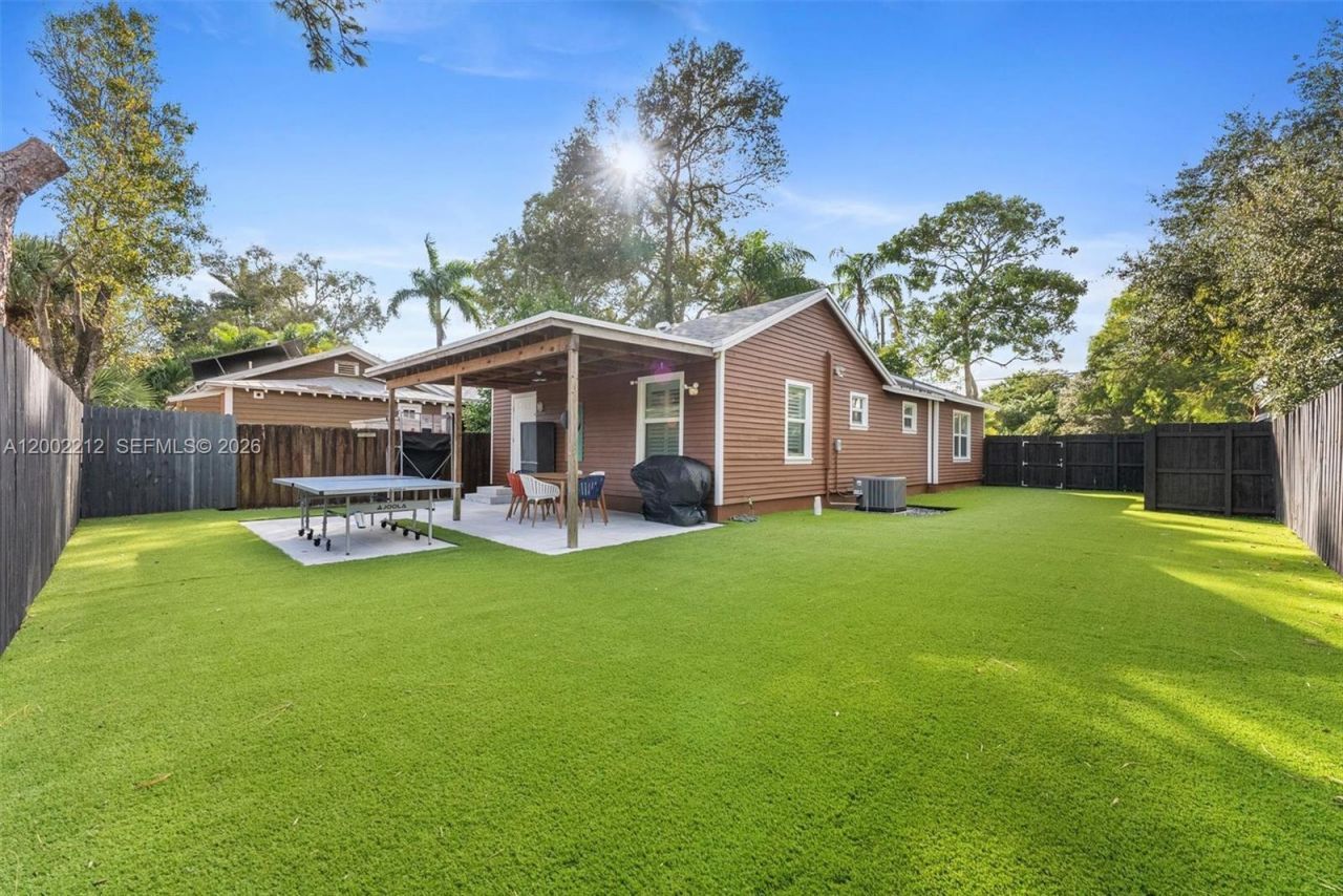 230 SW 12th Ave, Fort Lauderdale, FL 33312 Photo