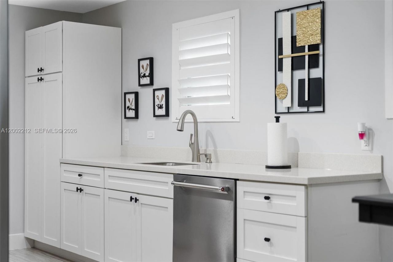 230 SW 12th Ave, Fort Lauderdale, FL 33312 Photo