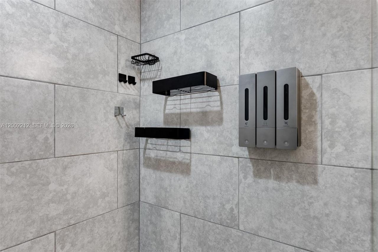 230 SW 12th Ave, Fort Lauderdale, FL 33312 Photo