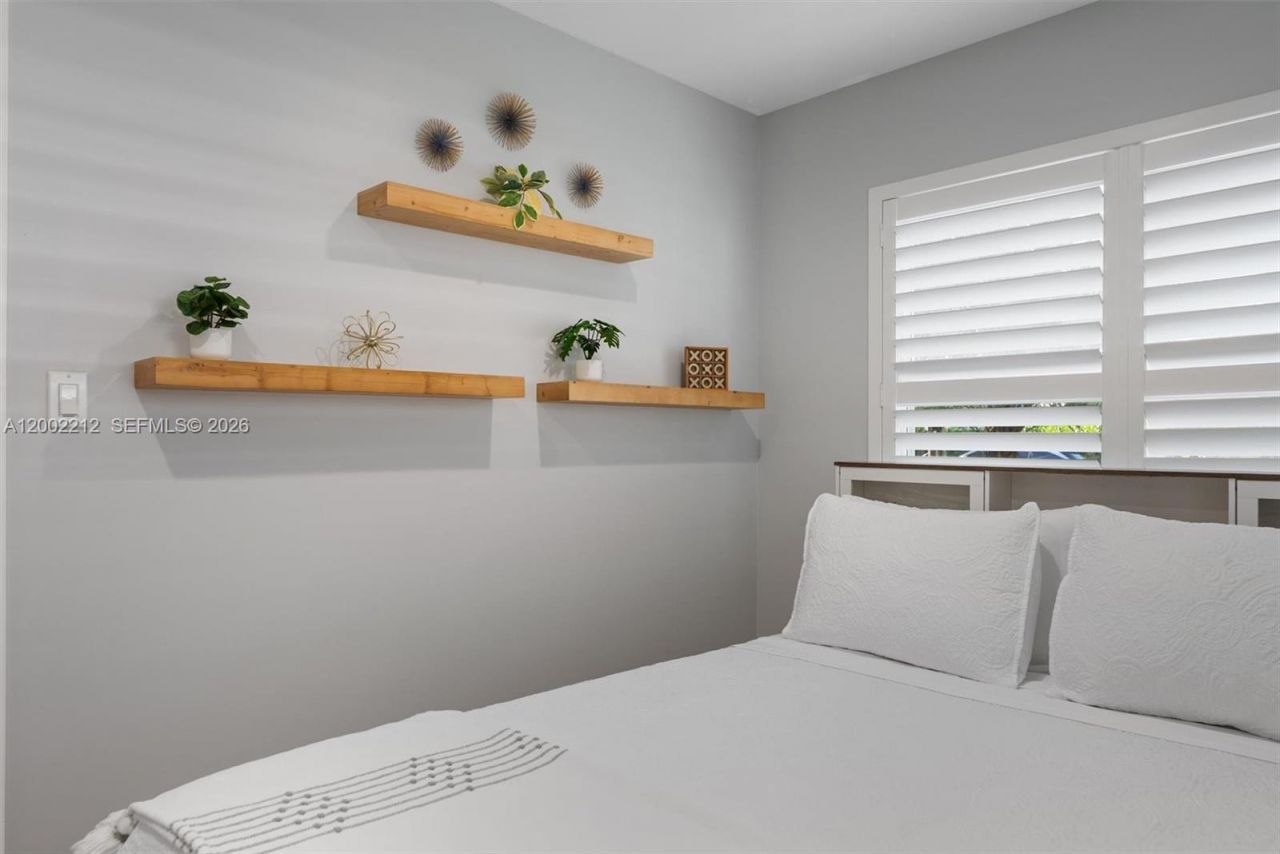 230 SW 12th Ave, Fort Lauderdale, FL 33312 Photo