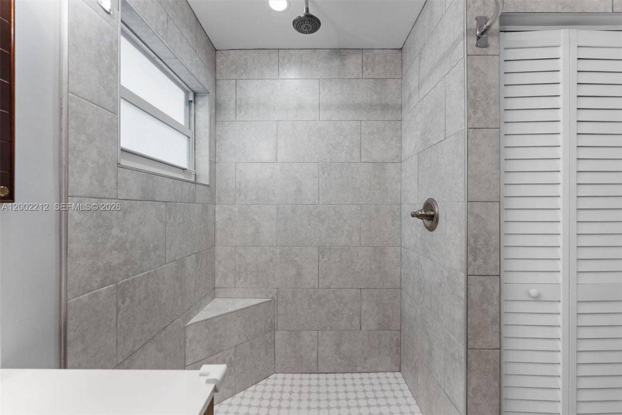 230 SW 12th Ave, Fort Lauderdale, FL 33312 Photo