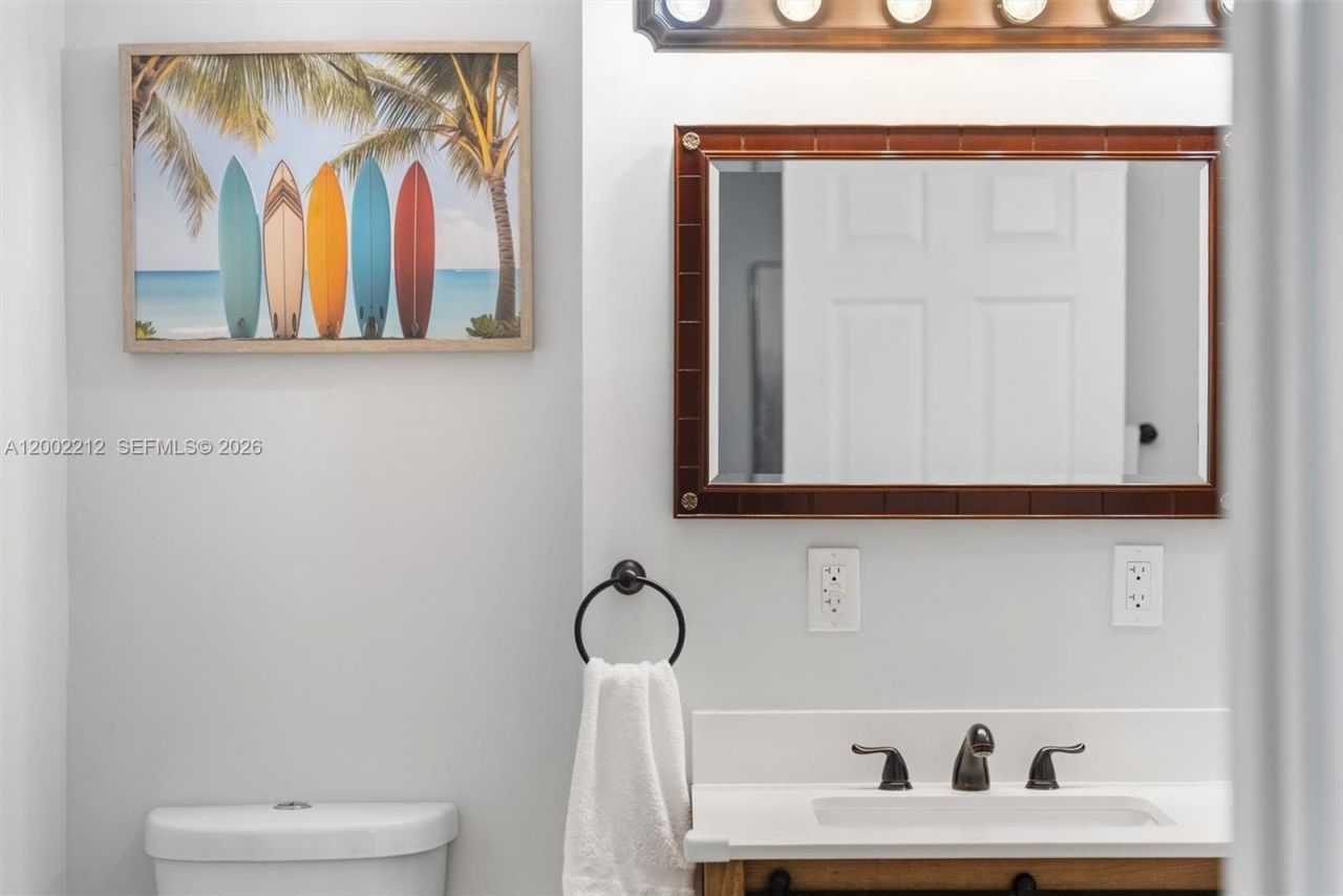 230 SW 12th Ave, Fort Lauderdale, FL 33312 Photo