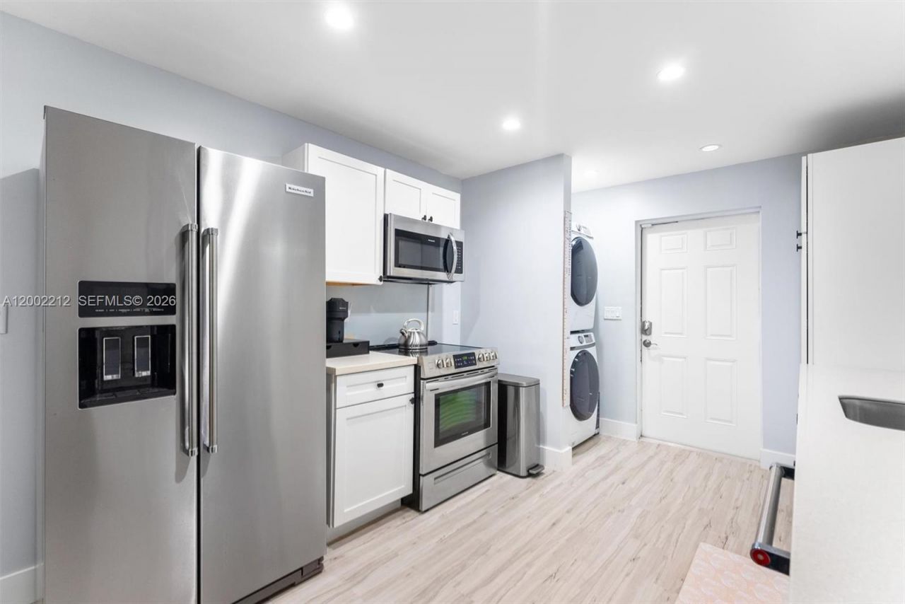 230 SW 12th Ave, Fort Lauderdale, FL 33312 Photo