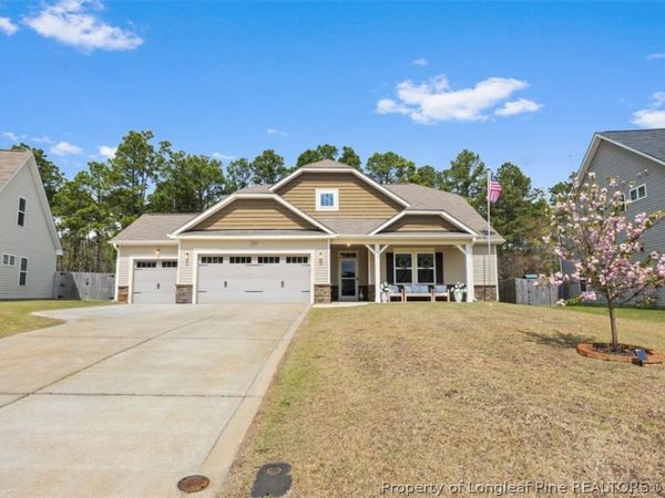 2252 Andalusian Drive, Hope Mills, NC 28348