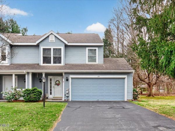 114 Stoney Creek Drive, Clifton Park, NY 12065