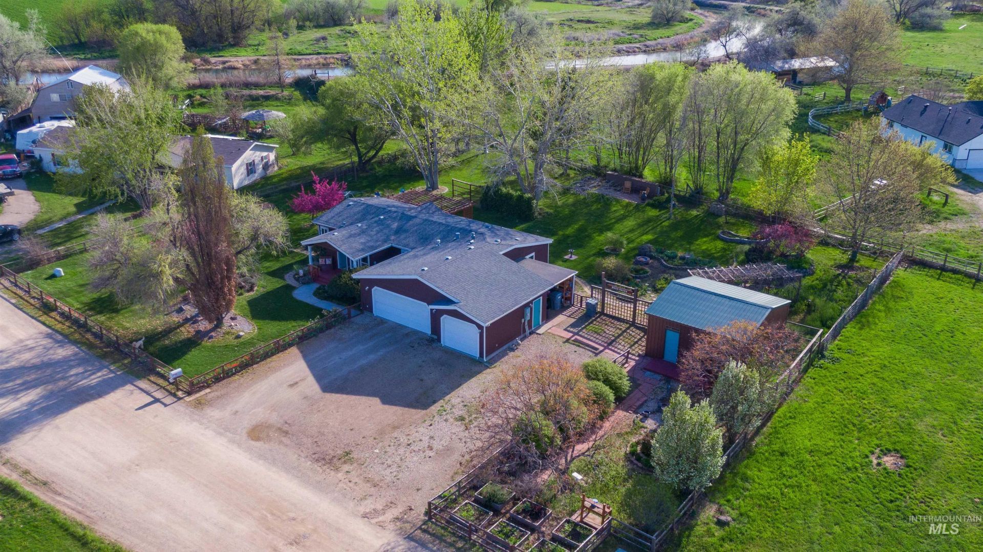 4511 S Cottage Grove Lane, Nampa, ID 83686 Main Photo