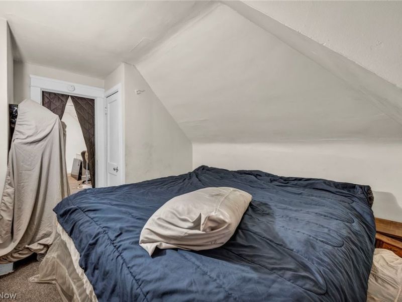 10116 North Boulevard , Cleveland, OH 44108 Photo 15