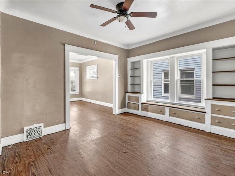 10116 North Boulevard , Cleveland, OH 44108 Photo 24