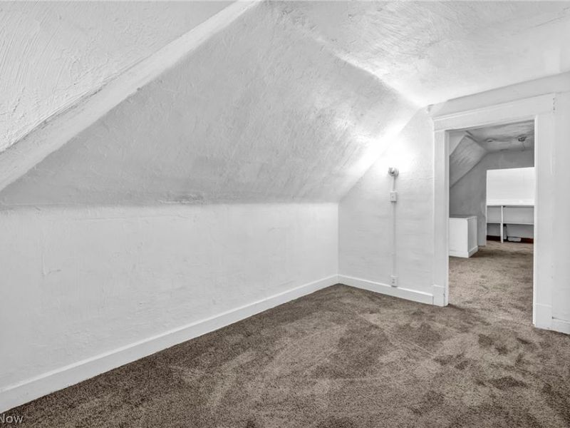 10116 North Boulevard , Cleveland, OH 44108 Photo 36