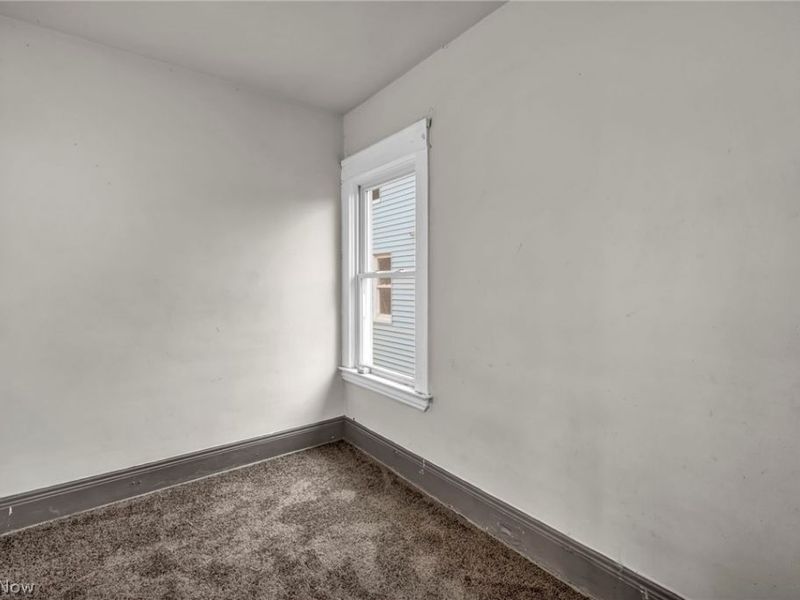 10116 North Boulevard , Cleveland, OH 44108 Photo 40