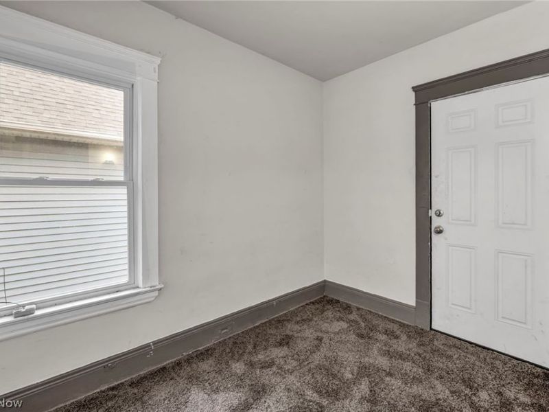 10116 North Boulevard , Cleveland, OH 44108 Photo 41