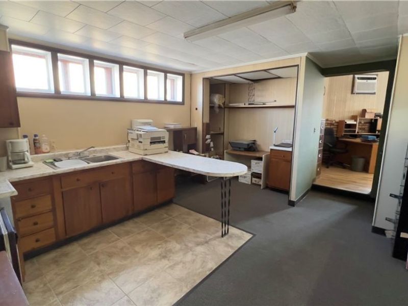 3295 Guernsey Street, Bellaire, OH 43906 Photo 8