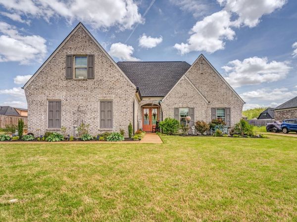 385 MARRIETTA DR, Oakland, TN 38060