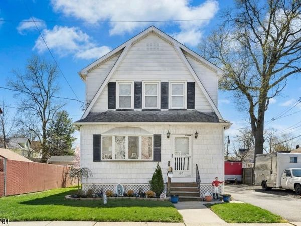 60 W Roselle Ave, Roselle Park, NJ 07204