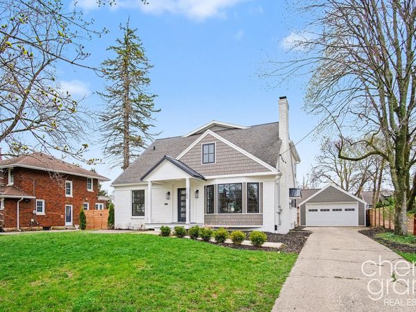 1100 Eastwood Avenue SE, Grand Rapids, MI 49506