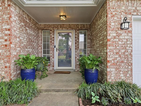 3813 W Fort Worth Street , Broken Arrow, OK 74012