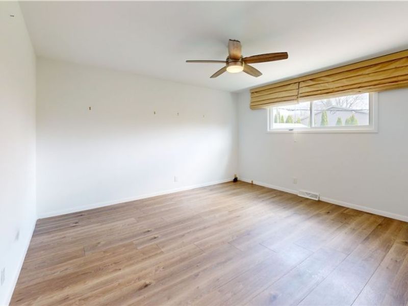 2063 Marshfield Road, Mayfield Heights, OH 44124 Photo 11