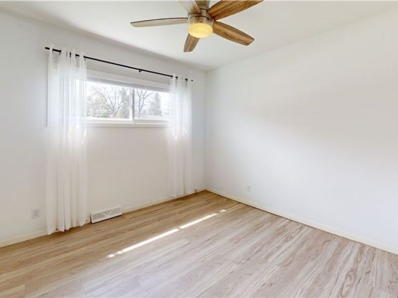 2063 Marshfield Road, Mayfield Heights, OH 44124 Photo 17