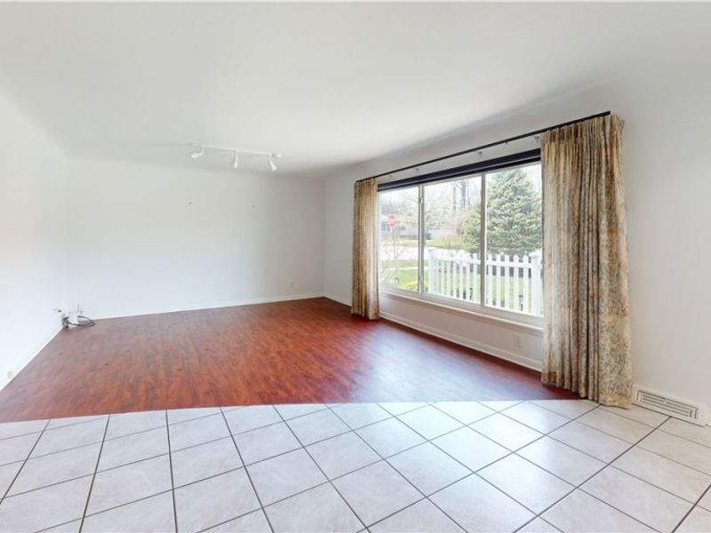 2063 Marshfield Road, Mayfield Heights, OH 44124 Photo 2