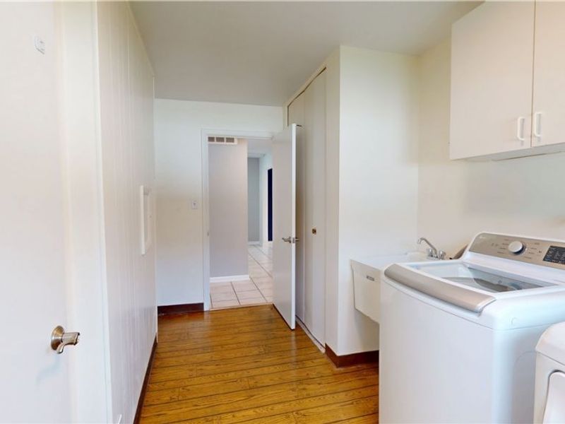 2063 Marshfield Road, Mayfield Heights, OH 44124 Photo 20