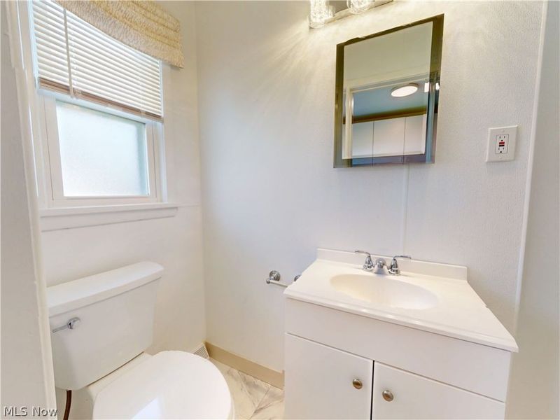 2063 Marshfield Road, Mayfield Heights, OH 44124 Photo 22