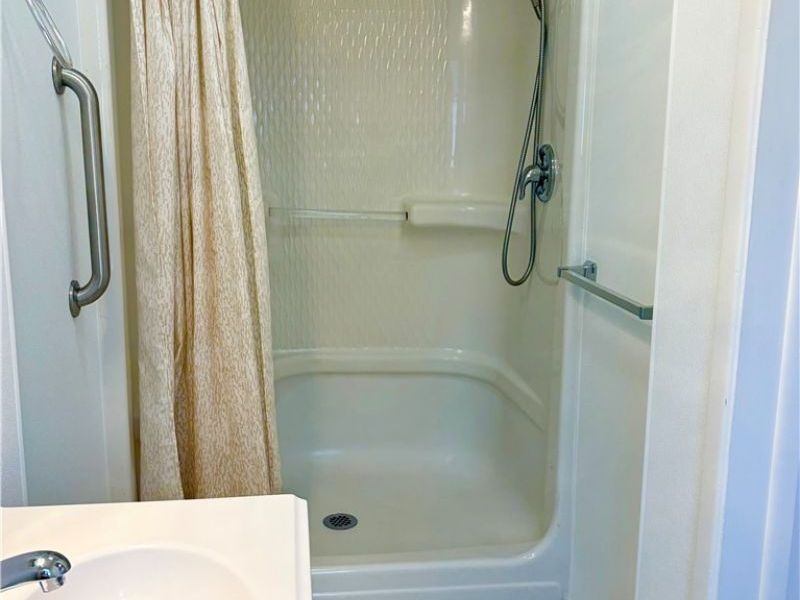 2063 Marshfield Road, Mayfield Heights, OH 44124 Photo 23