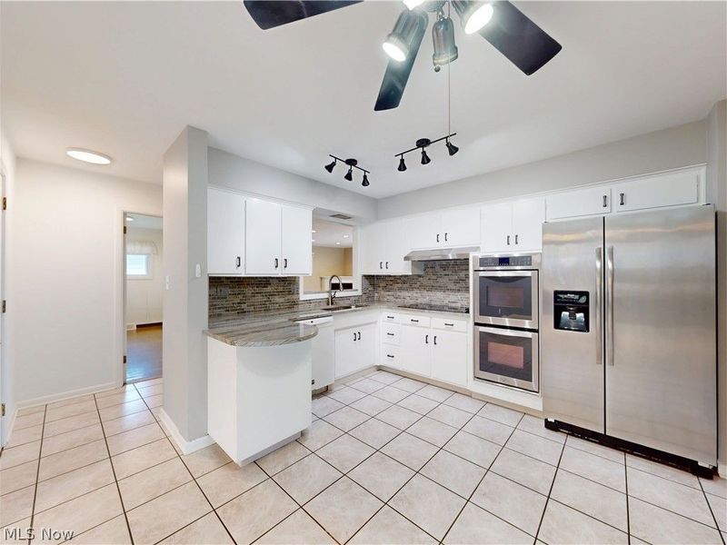 2063 Marshfield Road, Mayfield Heights, OH 44124 Photo 6