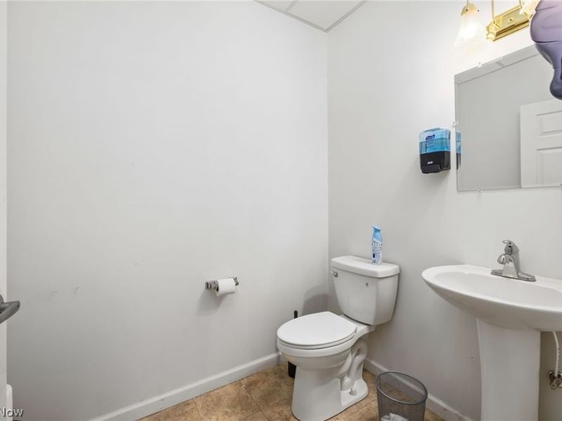 665 Briarthorn Crescent Drive, Wadsworth, OH 44281 Photo 12