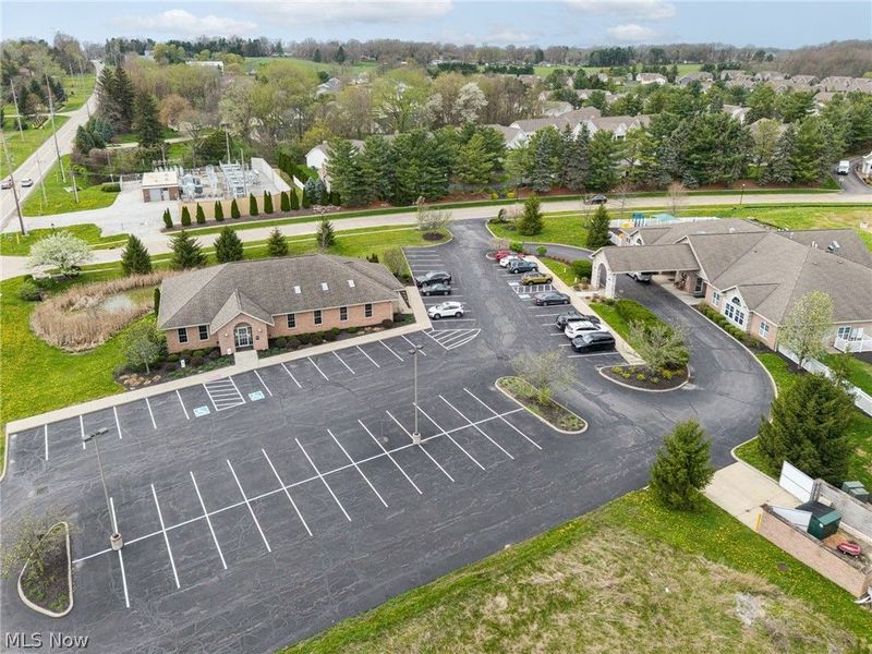 665 Briarthorn Crescent Drive, Wadsworth, OH 44281 Photo 4