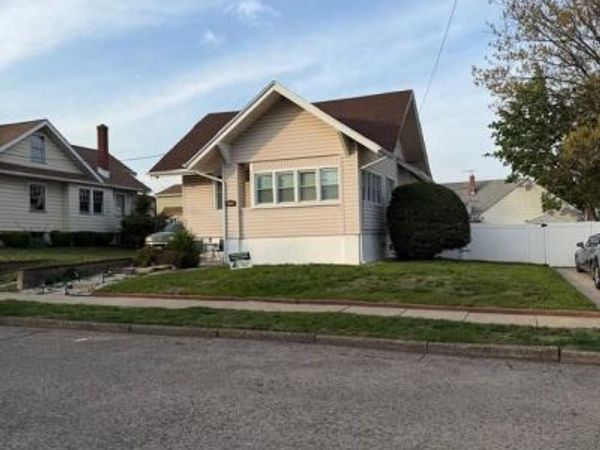 2222 SCOVEL AVENUE , PENNSAUKEN, NJ 08110