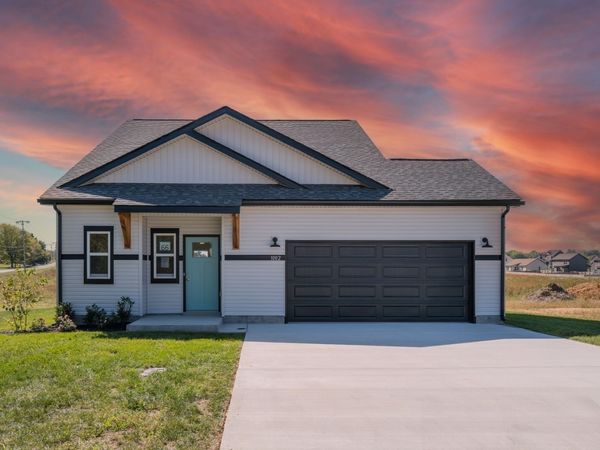 1002 Cherry Acres Drive , Clarksville, TN 37042