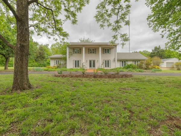 1617 Ridgeway Road, Oklahoma City, OK 73131