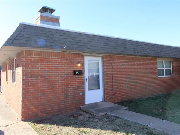 118 NE 12th Street, Moore, OK 73160